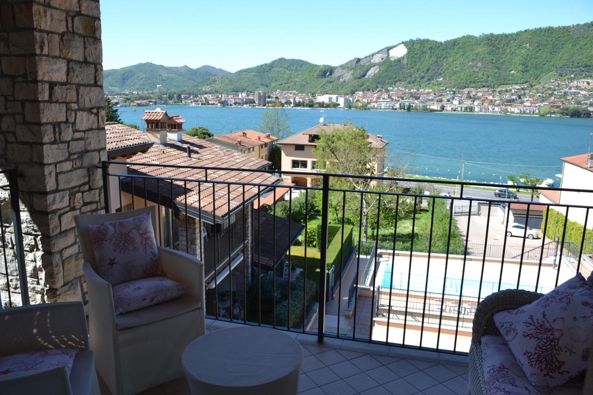 Dolce Casa Lago Paratico Esterno foto